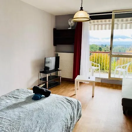 Logement Meuble Pres De Beauval Montrichard Exterior photo